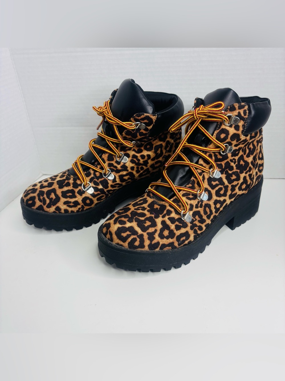 Qupid Leopard Print Lace-Up Ankle Boots - Tan/Black